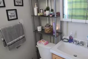 1324 N 10th St, Reading, PA 19604 - Photo 11