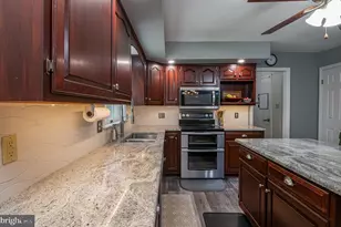 111 States Ave, Sinking Spring, PA 19608 - Photo 17