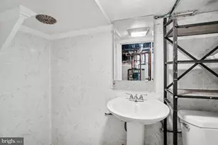 546 Locust St, Reading, PA 19604 - Photo 21