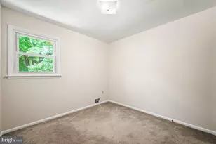 102 Village Dr, Boyertown, PA 19512 - Photo 15