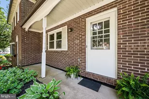 102 Village Dr, Boyertown, PA 19512 - Photo 3