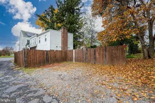 3019 Kutztown Rd, Reading, PA 19605 - Photo 9