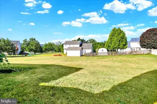 209 Battenkill Dr, Douglassville, PA 19518 - Photo 25