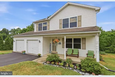 348 Dogwood Lane, Womelsdorf, PA 19567 - Photo 3