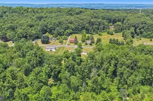 4031 Pricetown Rd, Fleetwood, PA 19522 - Photo 5