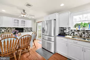 47 Carriage Cir, Oley, PA 19547 - Photo 17