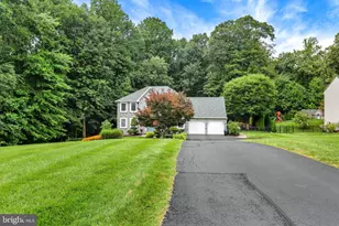 37 Ridge Crest Dr, Fleetwood, PA 19522 - Photo 3