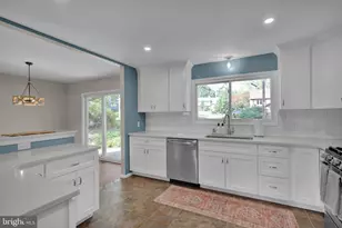 2203 Burkey Dr, Wyomissing, PA 19610 - Photo 21