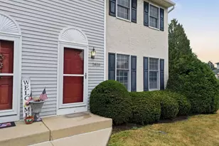 2825 Sturbridge Ct, Reading, PA 19608 - Photo 3
