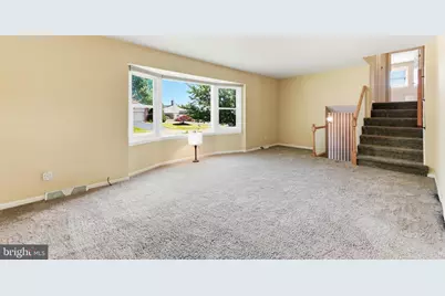 1100 Lilac Lane, Reading, PA 19609 - Photo 5