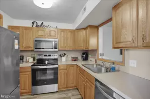 707 Hawk Ridge Dr, Hamburg, PA 19526 - Photo 9