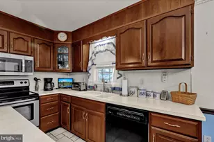 1727 Colony Dr, Reading, PA 19610 - Photo 13