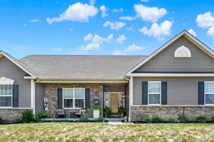 113 Sianna Cir, Wernersville, PA 19565 - Photo 1