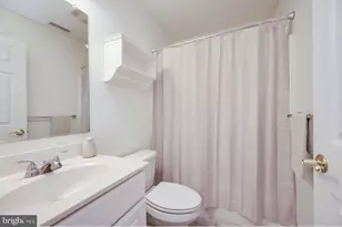 524 Oak Hill Ln, Wyomissing, PA 19610 - Photo 19