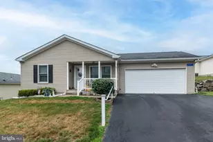 71 Random Rd, Douglassville, PA 19518 - Photo 3