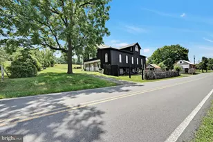 101 Conrad Rd, Fleetwood, PA 19522 - Photo 3