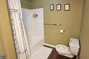 302 Chris Dr, Lenhartsville, PA 19534 - Photo 33
