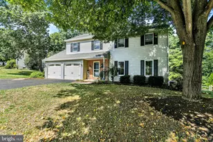 237 New Castle Dr, Reading, PA 19607 - Photo 3
