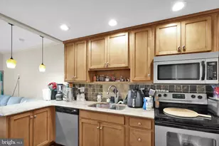 534 Walnut St, Reading, PA 19601 - Photo 3