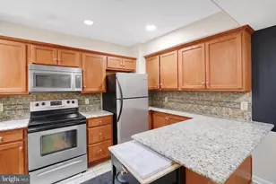 534 Walnut St, Reading, PA 19601 - Photo 13