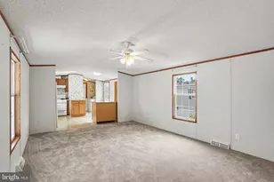 2461 Elizabeth Ave, Temple, PA 19560 - Photo 9