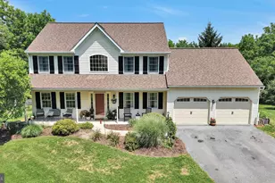 21 Spring Meadow Ln, Reading, PA 19606 - Photo 5