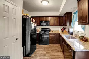 1019 Fredrick Blvd, Reading, PA 19605 - Photo 3