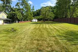 902 Fritztown Rd, Reading, PA 19608 - Photo 5
