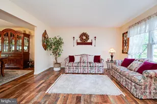 431 E Augusta Dr, Sinking Spring, PA 19608 - Photo 13