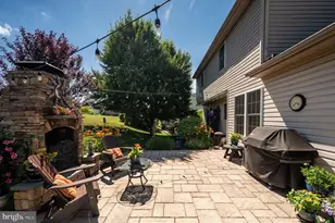 431 E Augusta Dr, Sinking Spring, PA 19608 - Photo 55