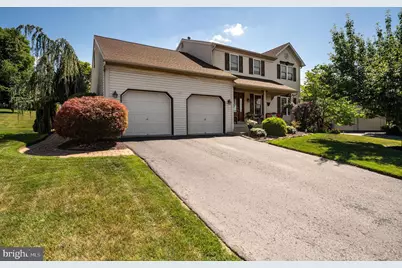 431 E Augusta Drive, Sinking Spring, PA 19608 - Photo 5