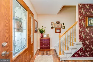 431 E Augusta Dr, Sinking Spring, PA 19608 - Photo 9