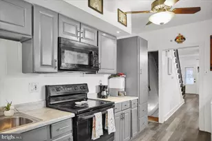 353 Linden St, Reading, PA 19604 - Photo 9