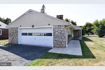 100 W 47th Street, Reading, PA 19606 - Photo 3