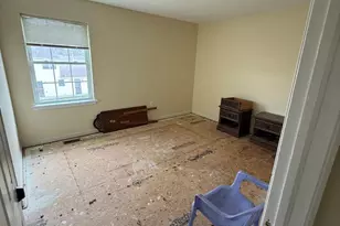 215 N Sandy Ln, Sinking Spring, PA 19608 - Photo 17