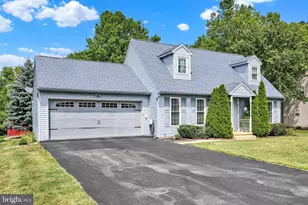 234 Longleaf Dr, Blandon, PA 19510 - Photo 3