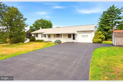 56 Hillview Road, Birdsboro, PA 19508 - Photo 1