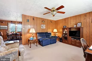 56 Hillview Rd, Birdsboro, PA 19508 - Photo 9