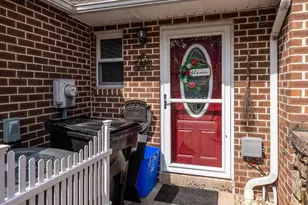 832 Woodchuck Ln, Reading, PA 19606 - Photo 3