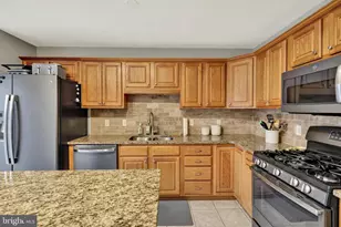 12 Michigan Dr, Reading, PA 19608 - Photo 9