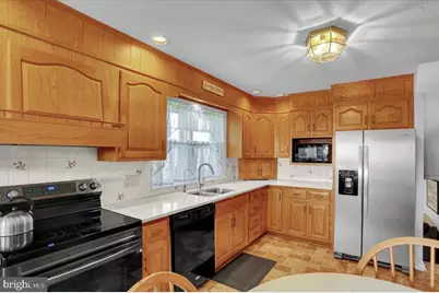 805 Jerome Place, West Lawn, PA 19609 - Photo 11