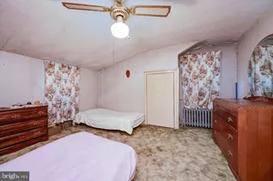 1237 Carbon St, Reading, PA 19601 - Photo 17