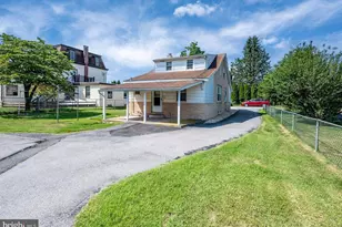1237 Carbon St, Reading, PA 19601 - Photo 27