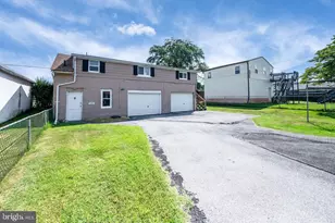 1237 Carbon St, Reading, PA 19601 - Photo 31