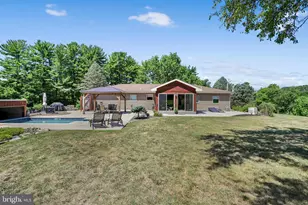 130 Clearfield Ln, Reading, PA 19608 - Photo 19