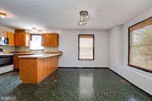 272 N Whiteoak St, Kutztown, PA 19530 - Photo 17