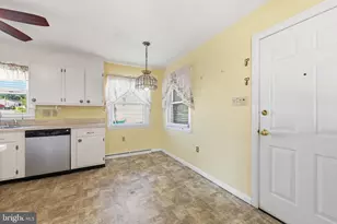 2000 Garfield Ave, Reading, PA 19609 - Photo 7