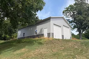 456 Antietam Rd, Reading, PA 19606 - Photo 3