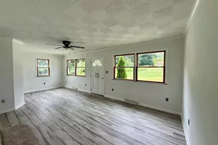 29 Elm Ave, Temple, PA 19560 - Photo 3