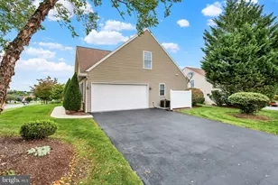 101 Day Lily Dr Dr, Reading, PA 19608 - Photo 7